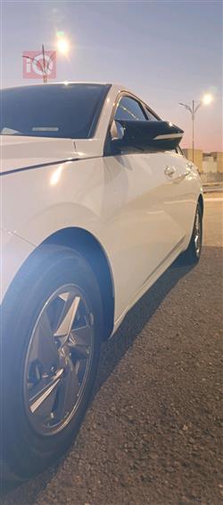 هیۆندای ئەلەنترا